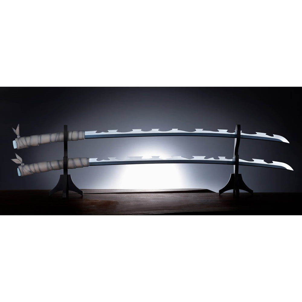 
                  
                    Life-size replicas of Inosuke Hashibara's Nichirin Swords from Demon Slayer: Kimetsu no Yaiba, part of the Proplica line from Bandai Spirits.
                  
                