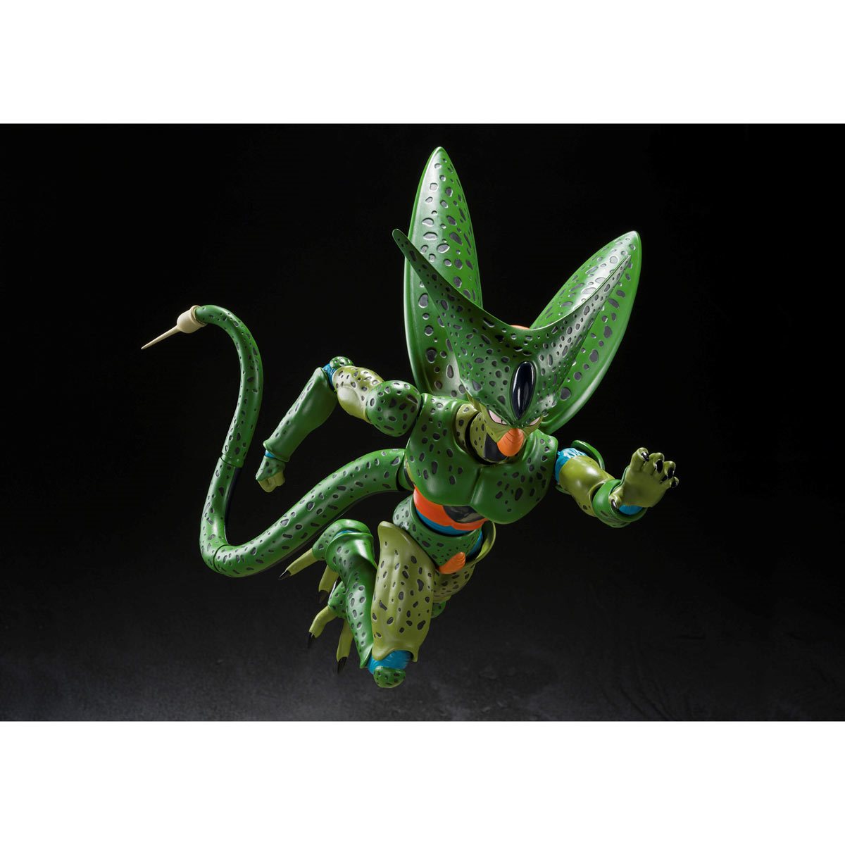 
                  
                    Dragon Ball Z Cell First Form S.H.Figuarts Action Figure - A highly detailed and articulated plastic figure of Cell in his First Form from Dragon Ball Z. Stands over 6 inches tall, featuring interchangeable hands, faces, and tail parts.
                  
                