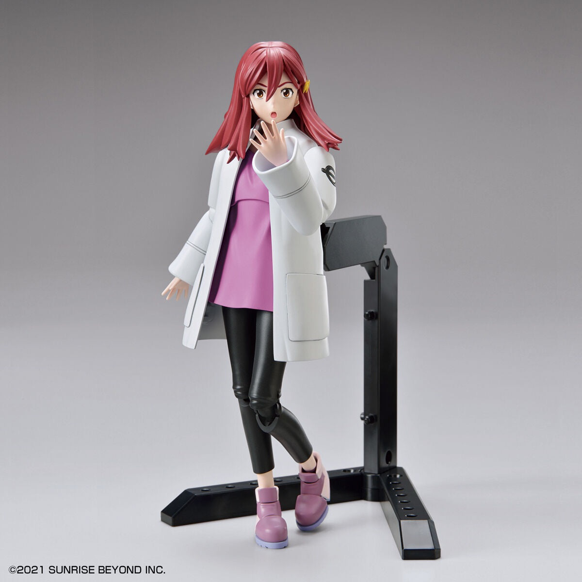 
                  
                    Image displaying Kyoukai Senki Figure-rise Standard Shion Shishibe Model Kit including figure of Shion Shishibe, interchangeable faceplates and hands, the AI mascot I-LeS Nayuta, a display stand, stickers, water transfer expression decals, and a set of instructions.
                  
                